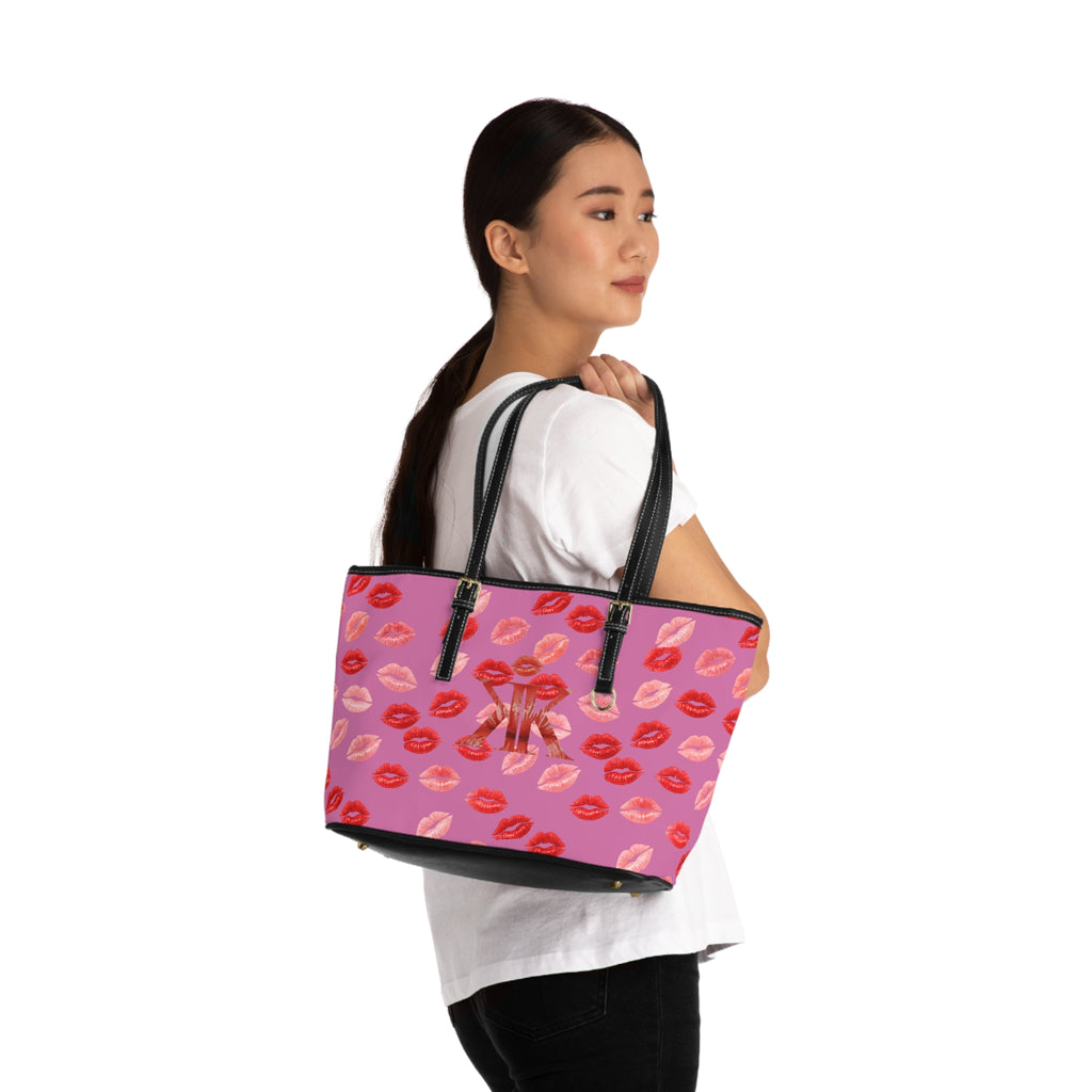 Psyche Collection Light Pink Kiss Print PU Leather Shoulder Bag – Red Lipstick Pattern