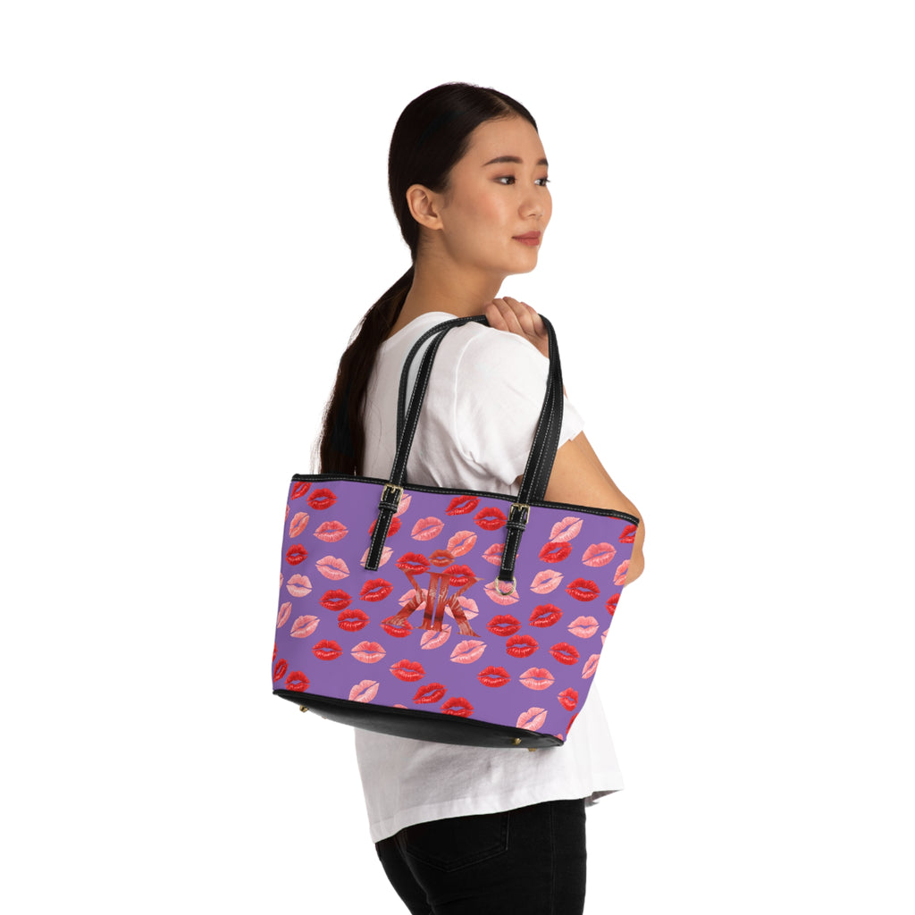 Psyche Collection Light Purple Kiss Print PU Leather Shoulder Bag – Red Lipstick Pattern