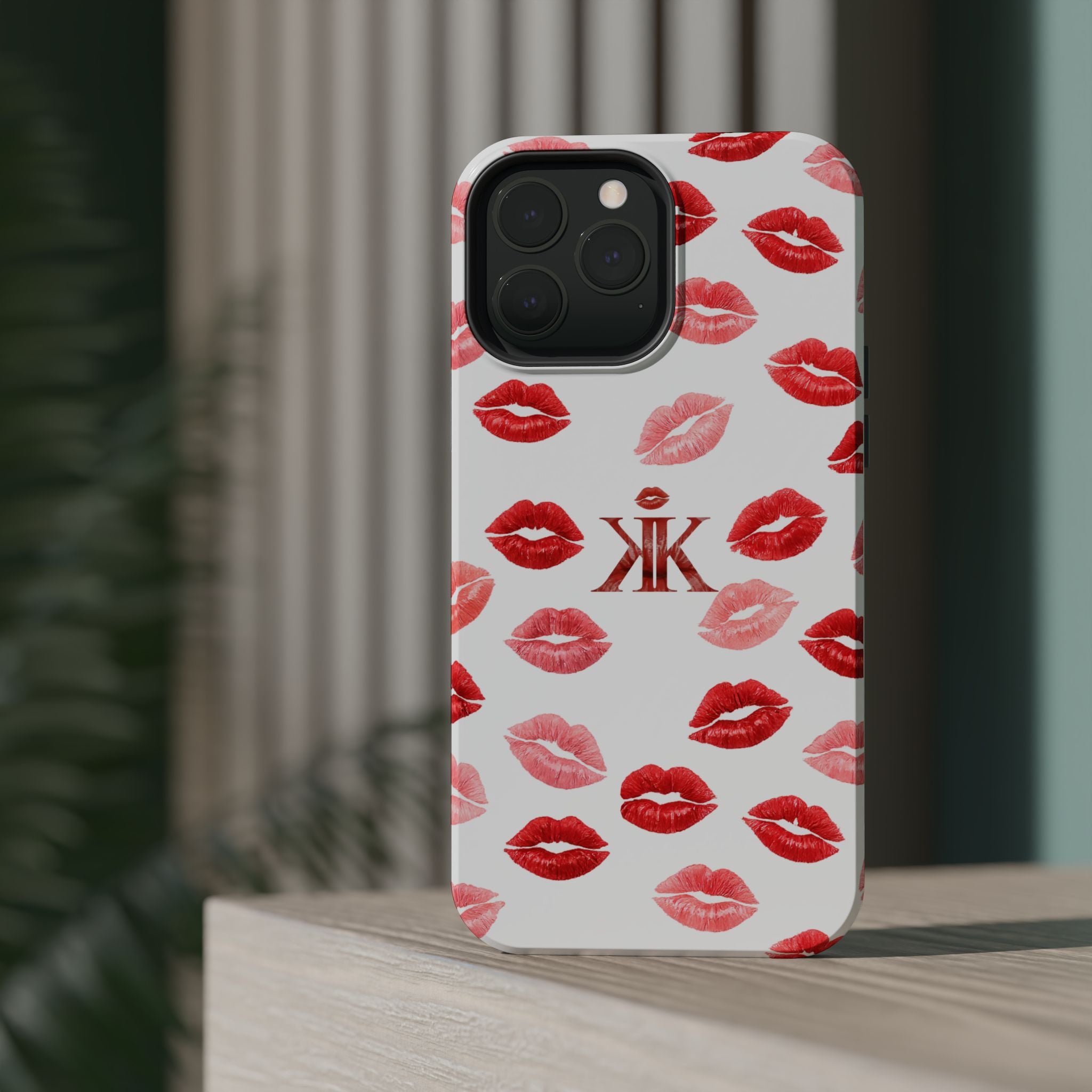 Psyche Collection White - Kiss Pattern Magnetic Impact Phone Case